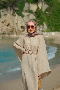 Yarasa Kol Bel Bağlamalı Elbise Vizon