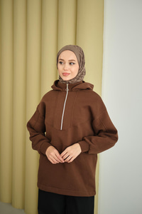 Yarım Fermuarlı Kapüşonlu Sweat Kahverengi