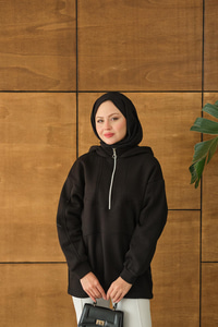 Yarım Fermuarlı Kapüşonlu Sweat Siyah