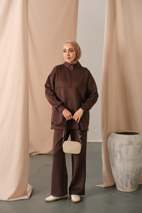 Yarım Fermuarlı Takım Kahverengi