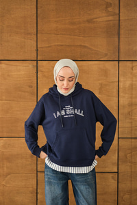 Yazı Baskılı Kapüşonlu Sweat Lacivert