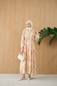 Yeni Bahar Desenli Elbise Krem