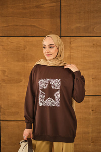 Yıldız Baskılı Sweatshirt Kahverengi