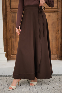 Yırtmaç Detay Kurdeleli Etek Kahverengi