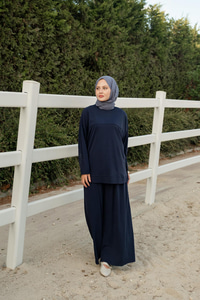 Yırtmaç Detay Takım Lacivert