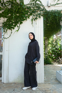 Yırtmaç Detay Yıkama Takım Siyah