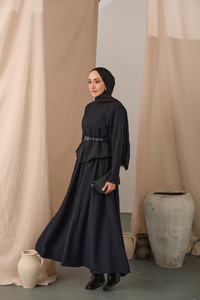 Yırtmaç Detaylı Takım Lacivert