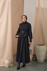 Yırtmaç Detaylı Takım Lacivert