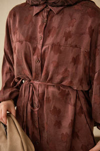 Yonca Desen Saten Bel Bağlamalı Gömlek Bordo