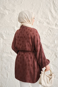 Yonca Desen Saten Bel Bağlamalı Gömlek Kahverengi