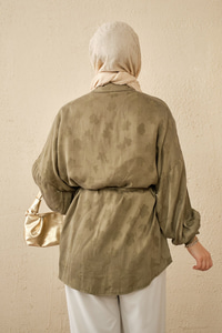 Yonca Desen Saten Bel Bağlamalı Gömlek Haki Yeşil