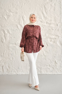 Yonca Desen Saten Bel Bağlamalı Gömlek Kahverengi