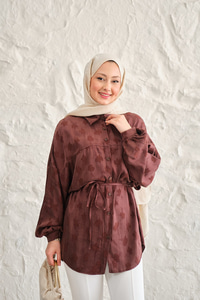 Yonca Desen Saten Bel Bağlamalı Gömlek Kahverengi