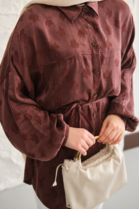 Yonca Desen Saten Bel Bağlamalı Gömlek Kahverengi