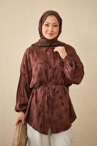 Yonca Desen Saten Bel Bağlamalı Gömlek Bordo