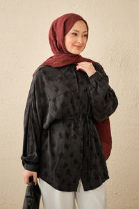 Yonca Desen Saten Bel Bağlamalı Gömlek Siyah