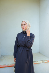 Yüksek Yaka Çıtçıtlı Elbise İndigo Mavi