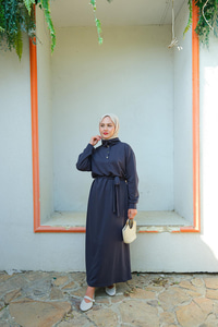 Yüksek Yaka Çıtçıtlı Elbise İndigo Mavi