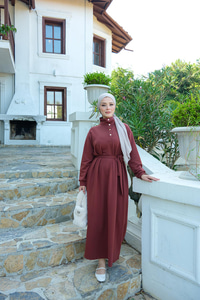 Yüksek Yaka Çıtçıtlı Elbise Kiremit