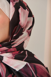 Zambak Desenli Soft Şal Pembe