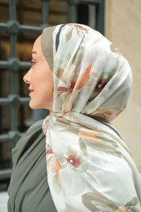 Zambak Soft Şal Haki Yeşil