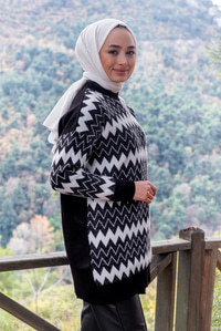 Uygun Fiyatlı ZIKZAK DESEN TRIKO TUNIK SIYAH | Loccomoda.com 
