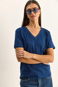 %100 Organik Pamuk Derin V Yakalı Comfort Fit T-Shirt 60602066 - Lacivert T-SHİRT modelleri