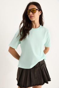 %100 Organik Pamuk Relaxed Fit Yırtmaçlı Yuvarlak Yakalı T-Shirt 60602050 - Mint Yeşili