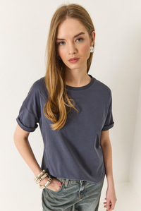 %100 Organik Pamuk Relaxed Fit Yırtmaçlı Yuvarlak Yakalı T-Shirt 60602050 - Antrasit