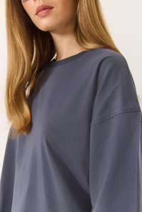 %100 Organik Pamuk Relaxed Fit Yırtmaçlı Yuvarlak Yakalı T-Shirt 60602047 - Antrasit