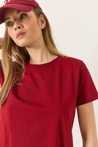 %100 Organik Pamuklu Comfort Fit Arkası Uzun Basic T-shirt 60602049 - Bordo