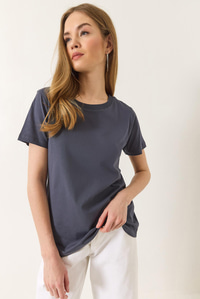 %100 Organik Pamuklu Comfort Fit Arkası Uzun Basic T-shirt 60602049 - Antrasit
