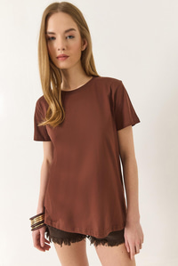 %100 Organik Pamuklu Comfort Fit Arkası Uzun Basic T-shirt 60602049 - Kahve