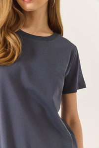 %100 Organik Pamuklu Comfort Fit Arkası Uzun Basic T-shirt 60602049 - Antrasit