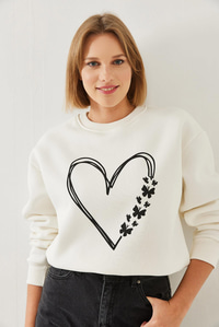 Baskılı Kalp Detaylı Bisiklet Yaka 3 İplik Şardonlu Sweatshirt 60601026 - Ekru