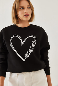 Baskılı Kalp Detaylı Bisiklet Yaka 3 İplik Şardonlu Sweatshirt 60601026 - Siyah