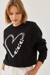 Baskılı Kalp Detaylı Bisiklet Yaka 3 İplik Şardonlu Sweatshirt 60601026 - Siyah