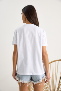 Bianco Lucci Bisiklet Yaka Çiçek Aksesuarlı Kısa Kollu T-Shirt 60602060 - Beyaz