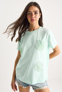 Bianco Lucci Bisiklet Yaka Çiçek Aksesuarlı Kısa Kollu T-Shirt 60602060 - Su Yeşili
