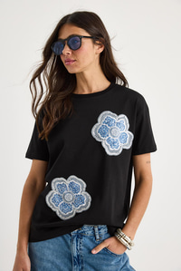 Bianco Lucci Çiçek Taş Aksesuarlı Kısa Kollu Bisiklet Yaka T-Shirt 60602059 - Siyah