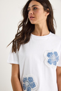 Bianco Lucci Çiçek Taş Aksesuarlı Kısa Kollu Bisiklet Yaka T-Shirt 60602059 - Beyaz