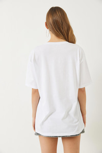 Bisiklet Yaka Boncuk ve Taş Kalp Baskılı T-Shirt 60261389 - Beyaz