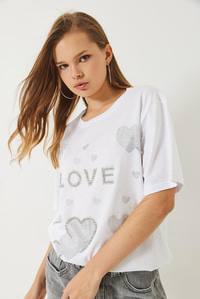 Bisiklet Yaka Boncuk ve Taş Kalp Baskılı T-Shirt 60261389 - Beyaz