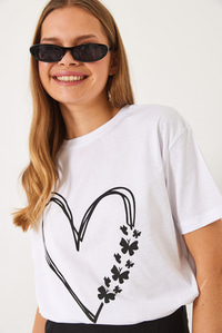 Bisiklet Yaka Kelebek Kalp Baskılı Kısa Kollu T-Shirt 60602020 - Beyaz