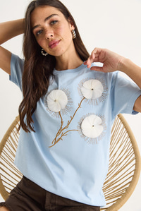 Bisiklet Yaka Kısa Kollu Nakışlı Kabartma Aksesuarlı T-Shirt 60602024 - Bebe Mavisi