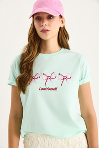 Bisiklet Yaka Kısa Kollu Nakışlı T-Shirt 60602023 - Mint Yeşili