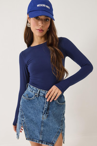 Bisiklet Yaka Parmak Geçirmeli Basic Bluz 0214 60284030 - Lacivert
