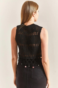 Bisiklet Yaka Saçaklı Taş İşlemeli Ajurlu Crop Triko Bluz 60261506 - Siyah