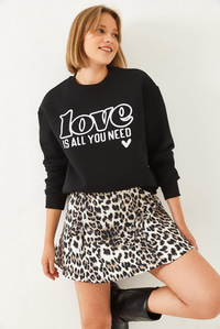 Bol Kesim Yuvarlak Yaka Sweatshirt MBHS022 60601022 - Siyah SWEATSHİRT modelleri