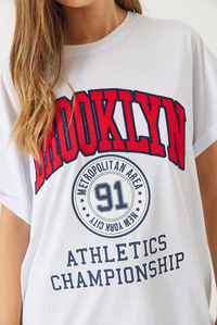 Brooklyn Baskılı Oversize Penye Basic T-shirt 60283083 - Beyaz